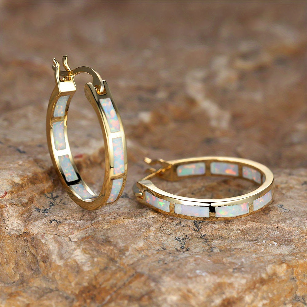 Цвета австралийских опалов естественно разнообразны и могут не совпадать с изображением точно.