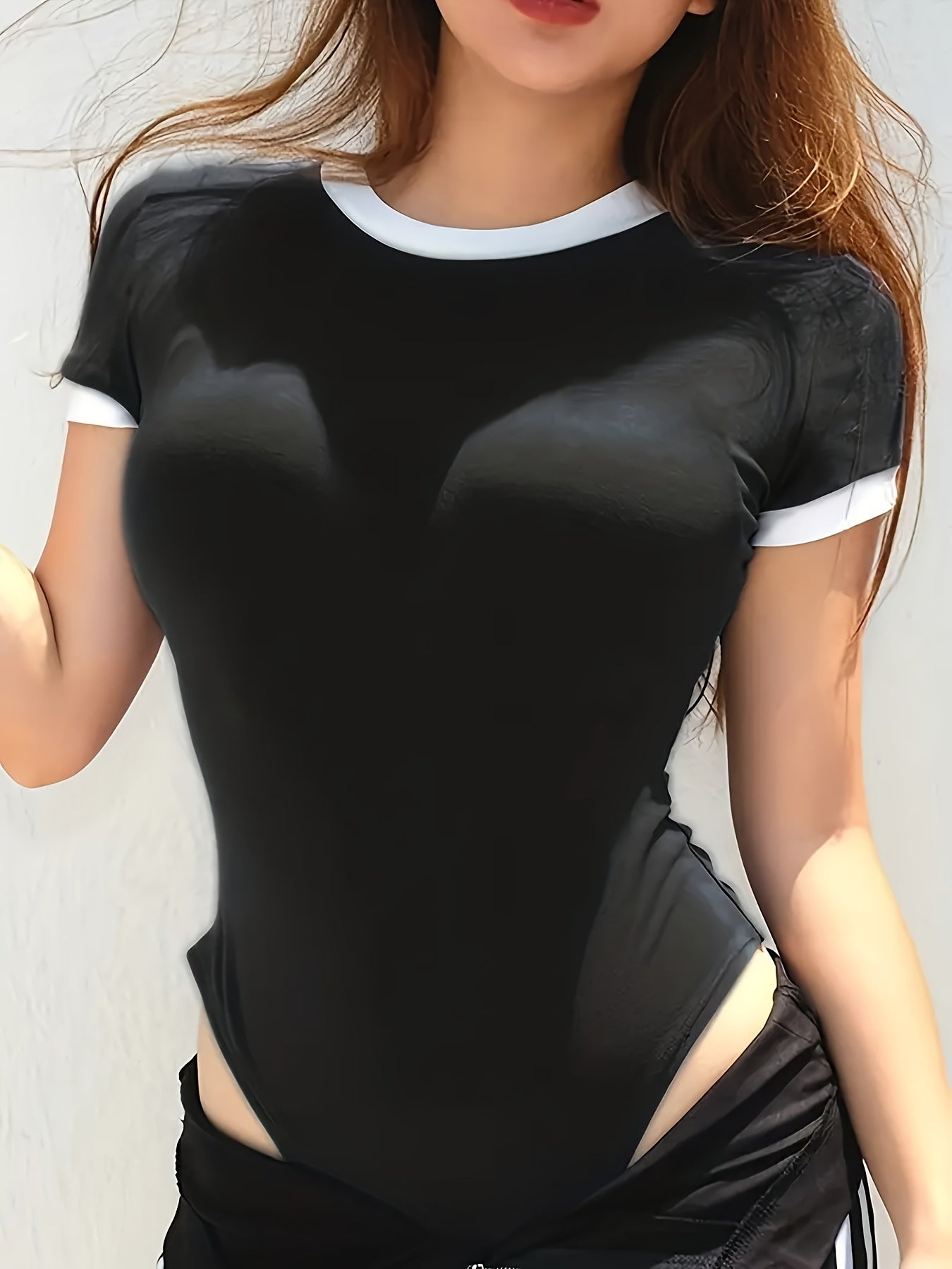 Body de mujer con control de abdomen, ribete en contraste, tela de punto sólida