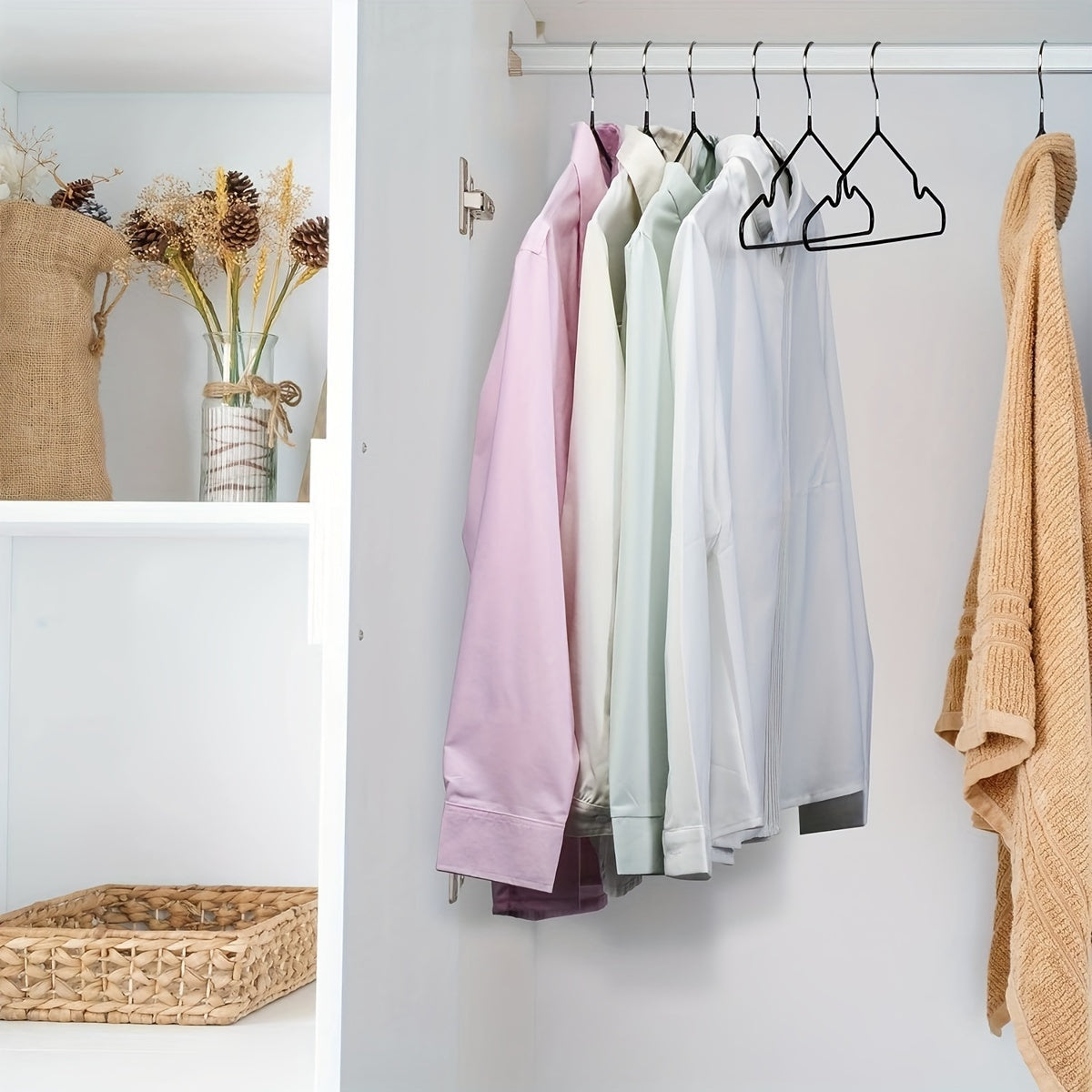 Metal Clothing Hangers Set 10/30 Pack Gold Space Saving Hangers