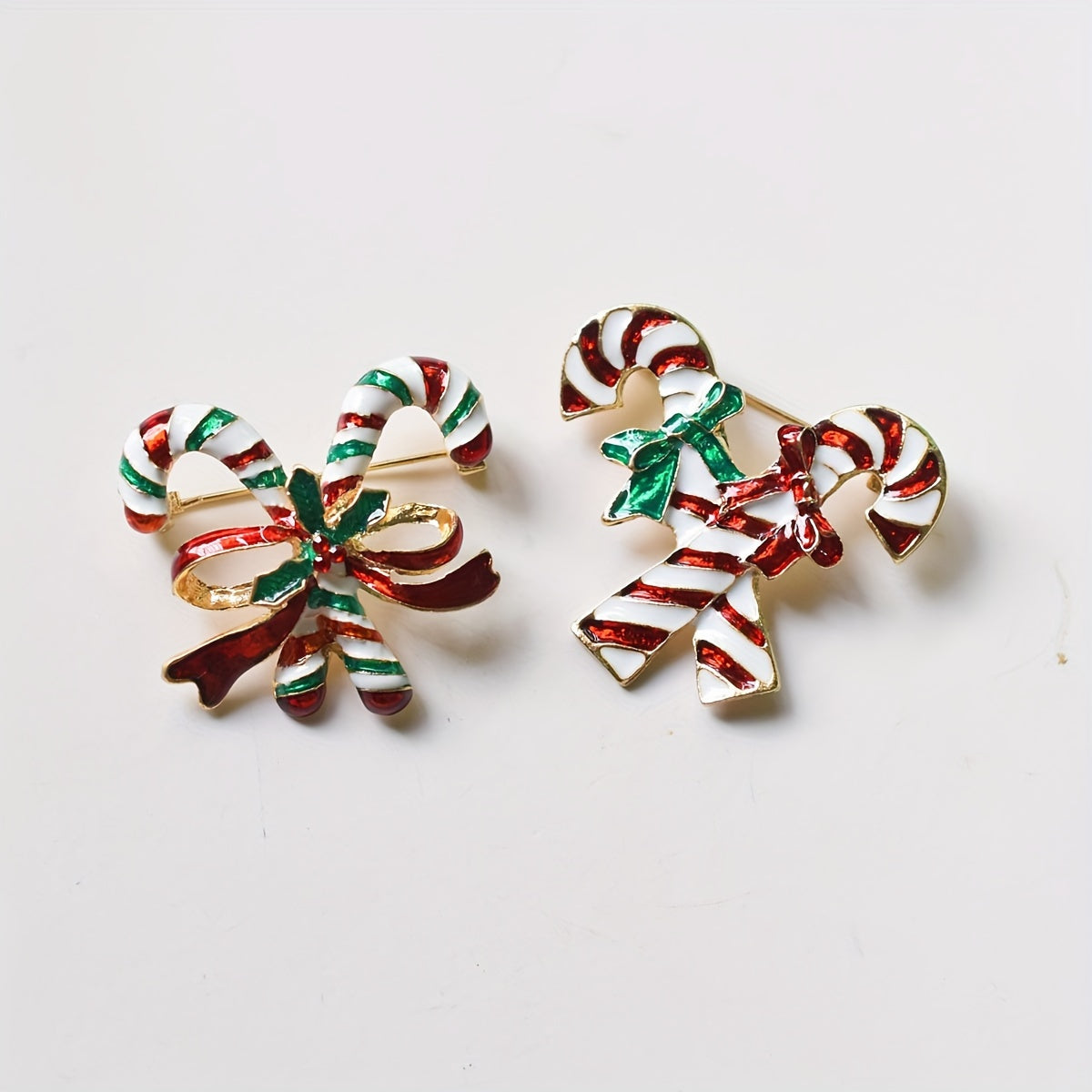 Holiday Bell Wreath Brooch Christmas Decorative Pin for Clothing Stylish Accessory