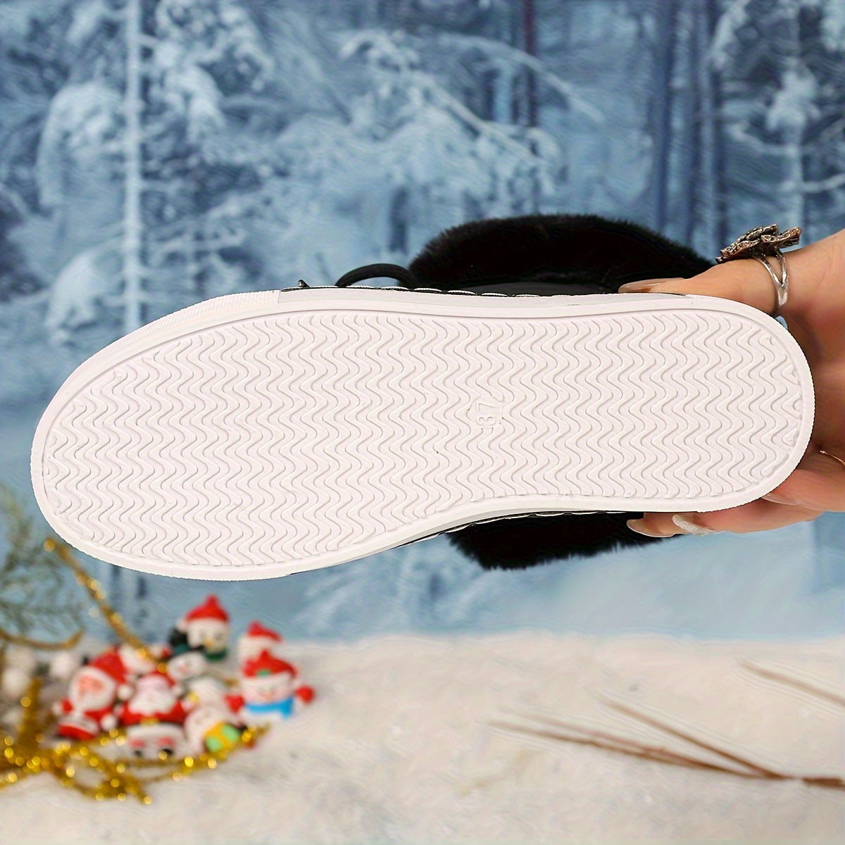 Women's Plush-Lined Winter Sneakers with Tiger Buckle in Black Pink