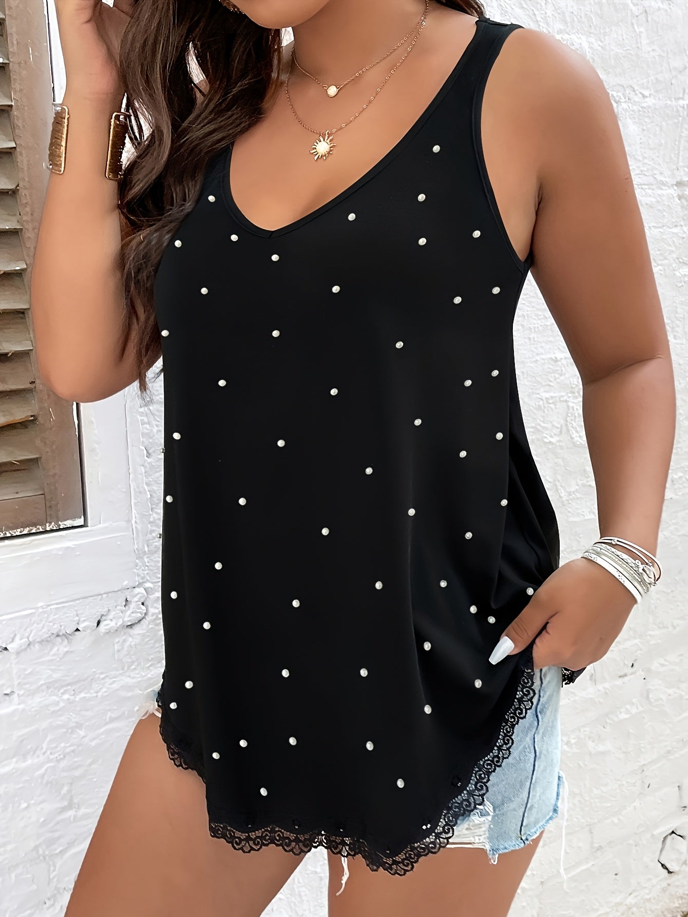 Plus Size Women's V-Neck Pearl Embellished Sleeveless Tank Top Black Summer Casual