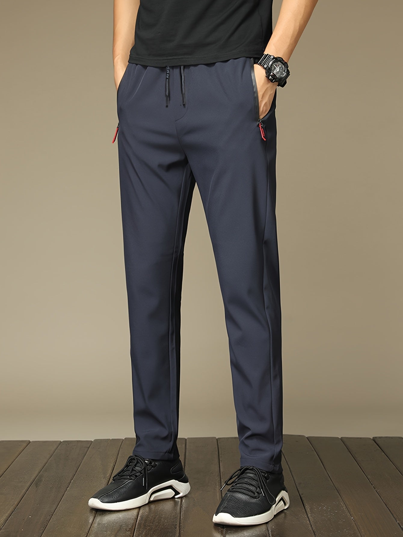 2-Pack Erkaklar uchun Tasodifiy Chiroq Poyabzal, Zip Kichik Cho'ntaklar bilan, Bir Rangli Polyester O'rta Belga Mos Keltirilgan Uzoq Shimlar, Yozga, Tashqi Sayohatga va Erkaklar uchun Sovg'a sifatida mos keladi.