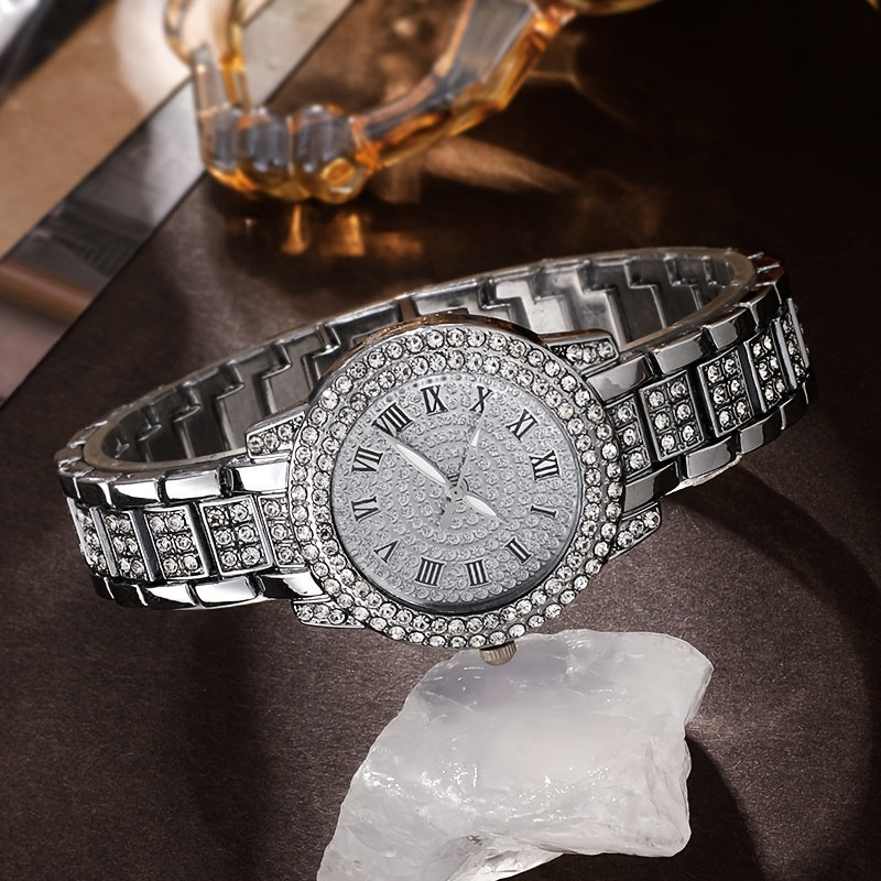 Quartz Watch with Rhinestones and Zinc Alloy Chain for Women