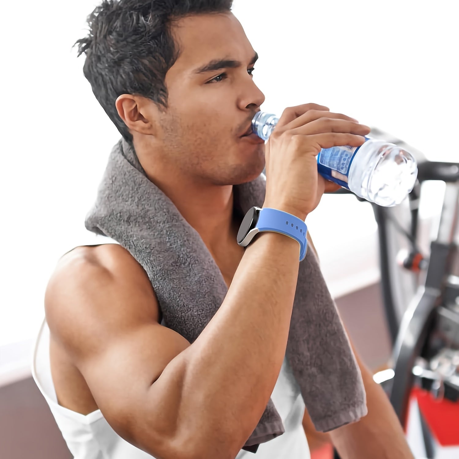 Непрерывный мягкий силиконовый водонепроницаемый ремешок для часов, совместимый с Samsung Galaxy Watch 7/6/5/4. Доступен в розовом, желтом и розовом золоте с застежкой из нержавеющей стали. Удобная посадка для мужчин и