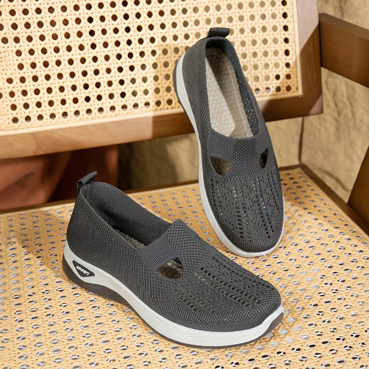 Women's Breathable Soft-Soled Casual Shoes with Elastic Openings