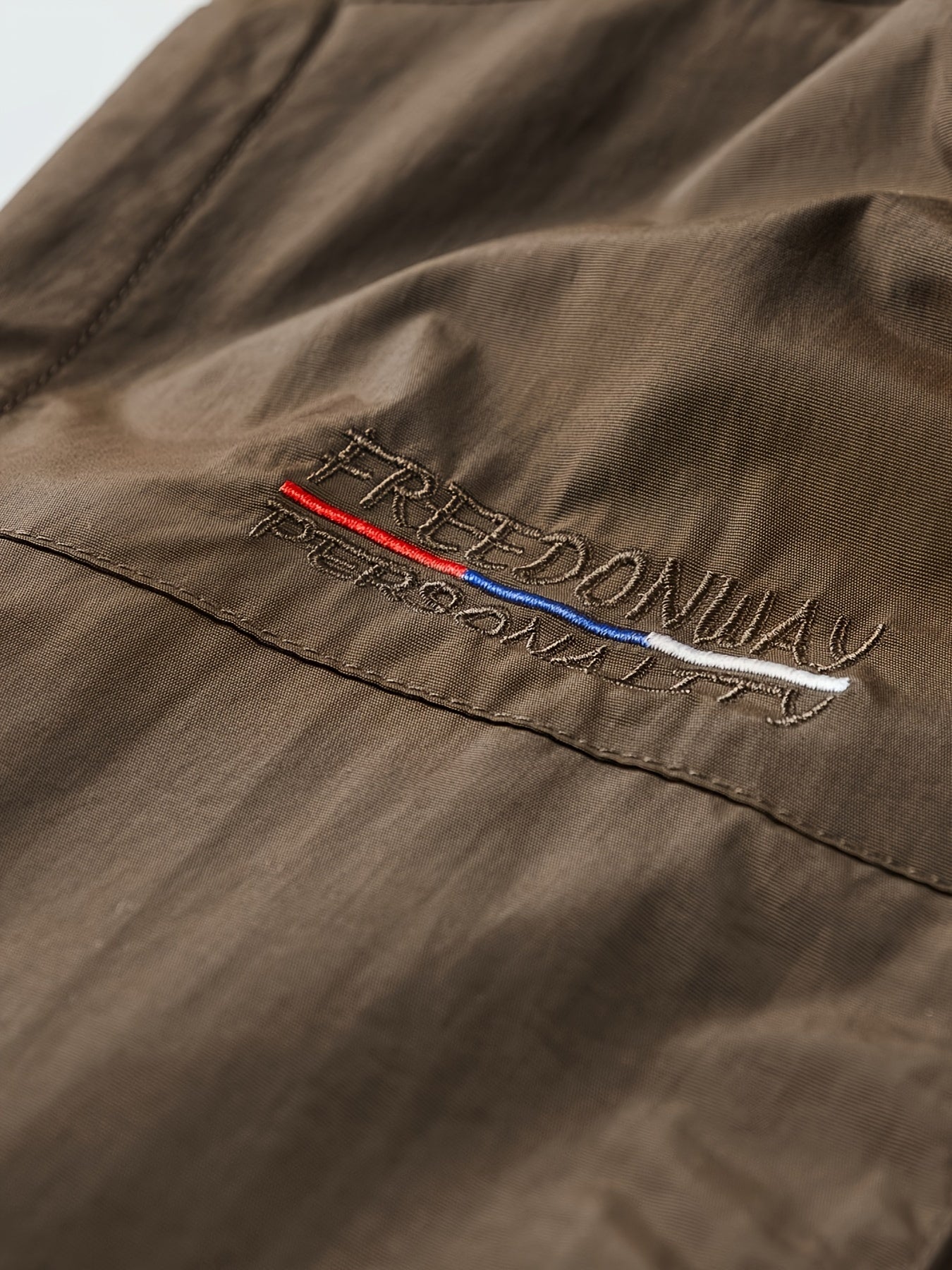 Men's Nylon Casual Zip Up Vest for Spring and Fall Outdoor Wear