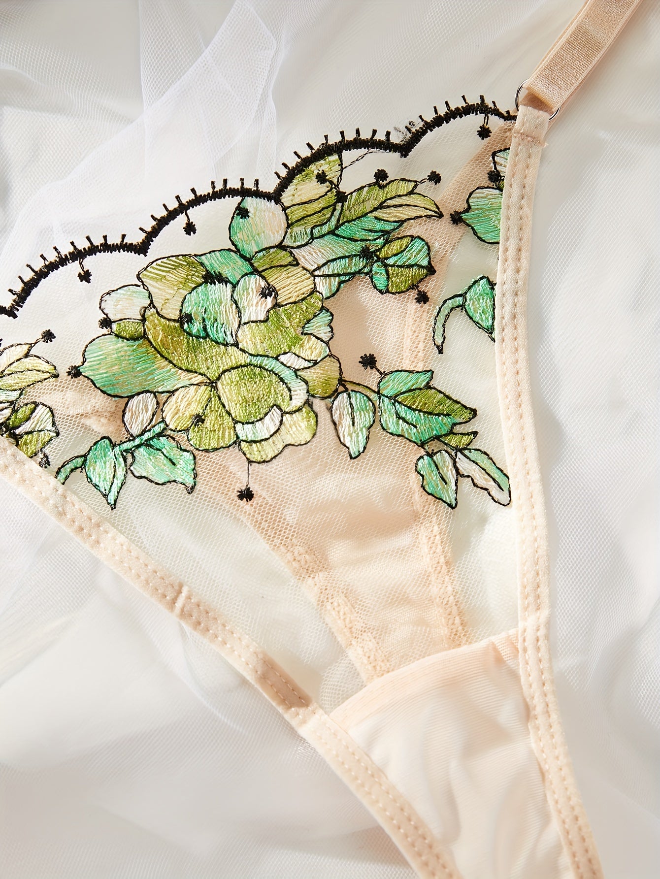 Mesh Embroidered Underwear Set for Women with Comfortable Fit