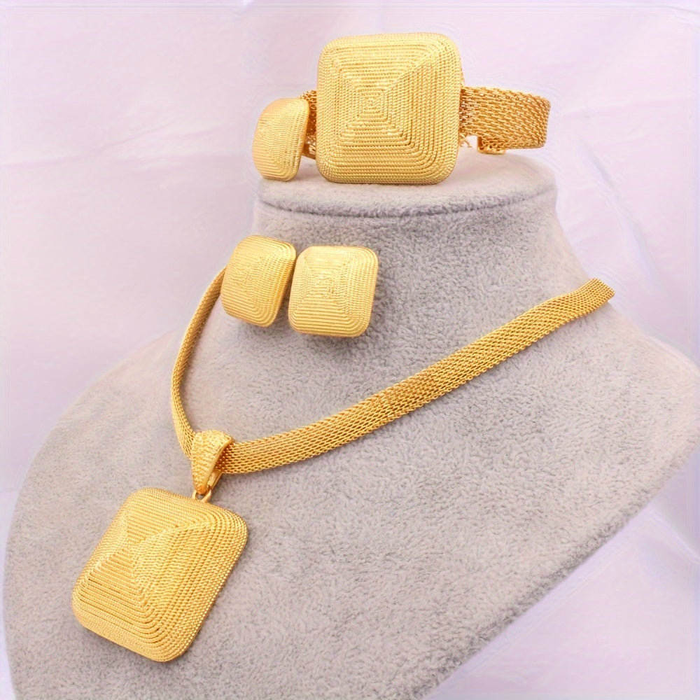 JIAMILA Luxury Tribal Style Jewelry Set, oltin qoplangan zink alloydan tayyorlangan taqinchoq, bilakuzuk, uzuk va sirg‘alar bilan. Har kuni va bayramlarda kiyish uchun ayollar uchun mukammal. Ajoyib Valentin kuni sovg‘asi bo‘lib, barcha uchun mos.