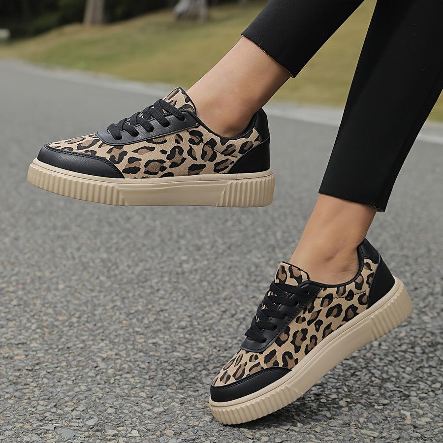 Ayollar uchun leopard bosma sport poyabzal, nafas oluvchi, kundalik va yugurish uchun mos
