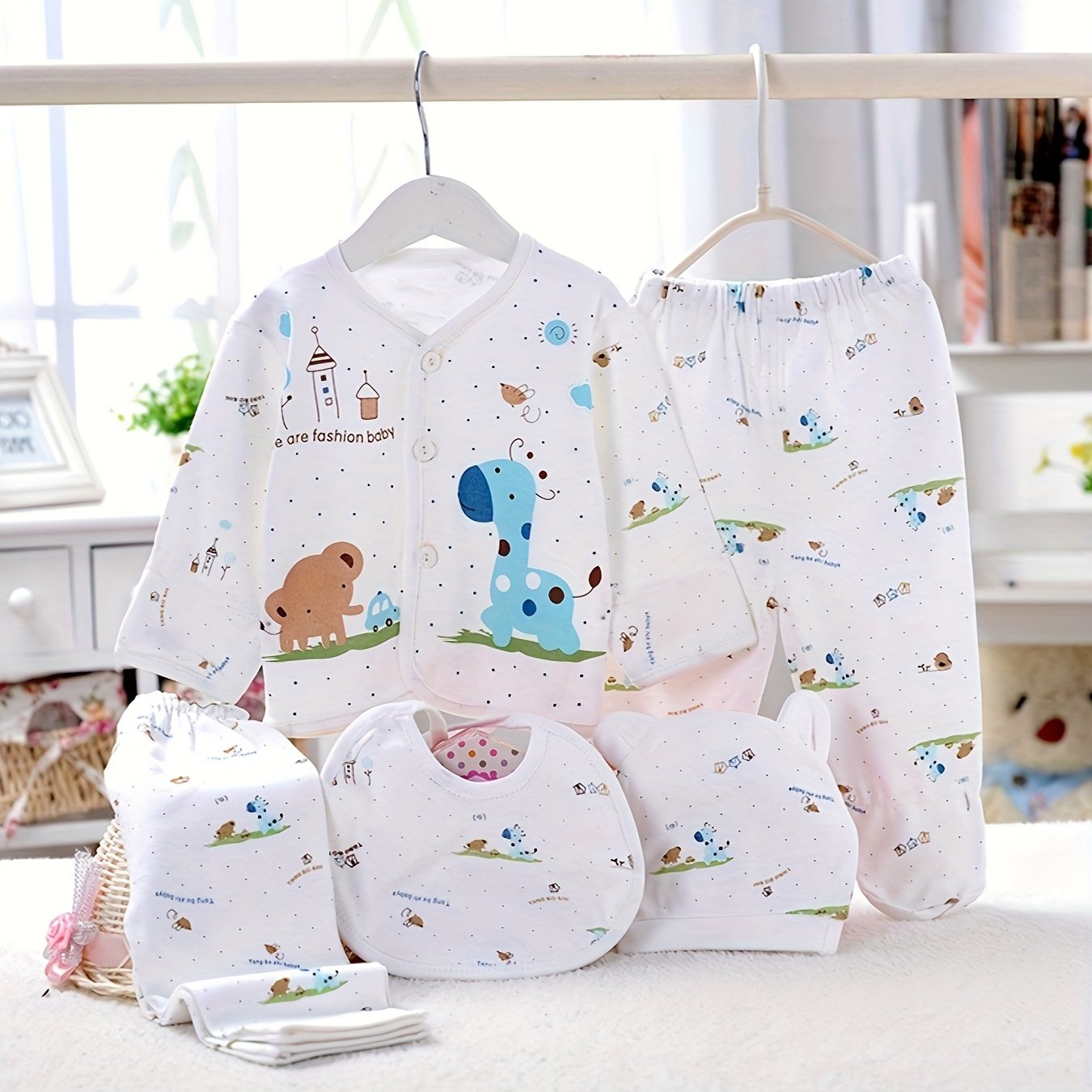 Newborn Baby 5-Piece Cotton Outfit Set with Cartoon Designs for Infants