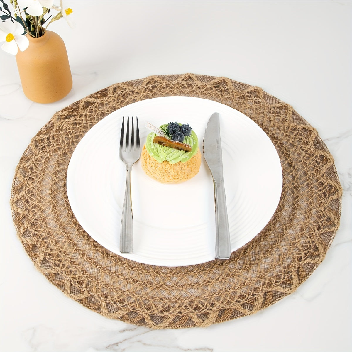Set of 4 Jute Wavy Braided Placemats Non-slip Backing for Table Decoration
