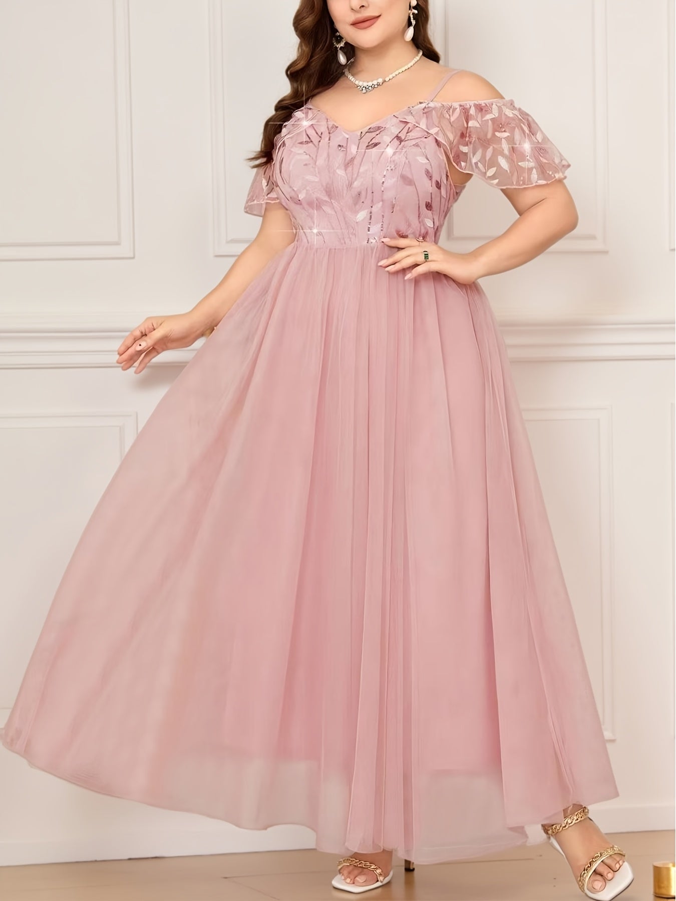 Plus Size Women's Elegant Sequin Tulle Evening Dress for Party and Banquet