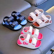 Детские мультяшные сандалии дышащие прочные легкие на резиновой подошве ПВХ для улицы и пляжа