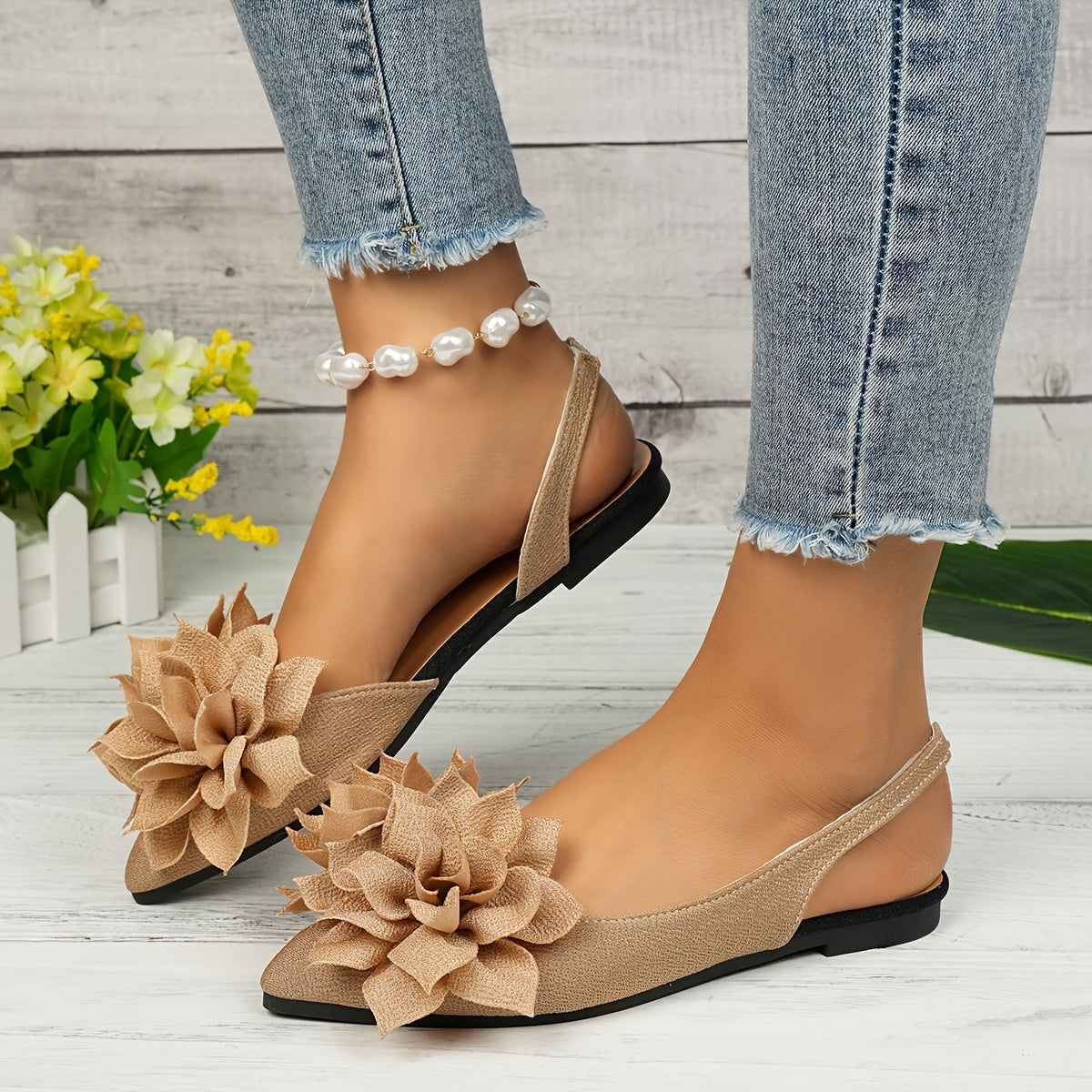 Women's Black Fabric Flat Sandals with Double Flower Embellishment