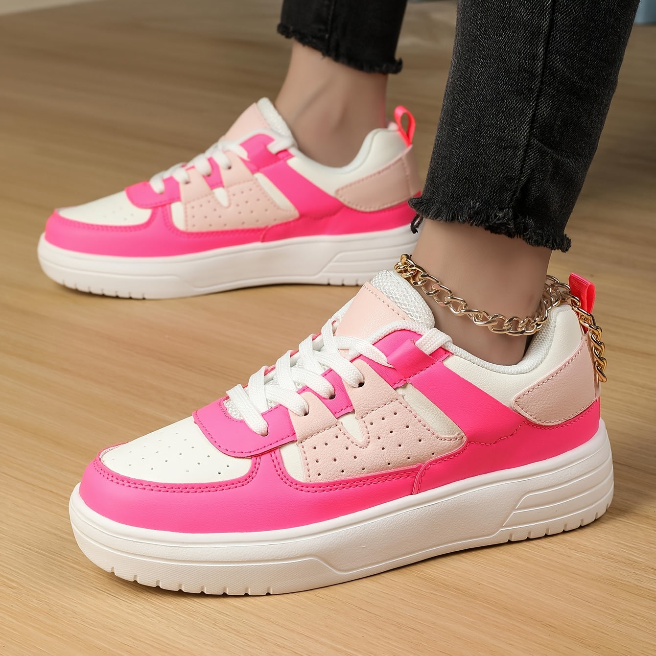 Women's Two-Tone Low-Top Sneakers Soft Breathable Lightweight Casual