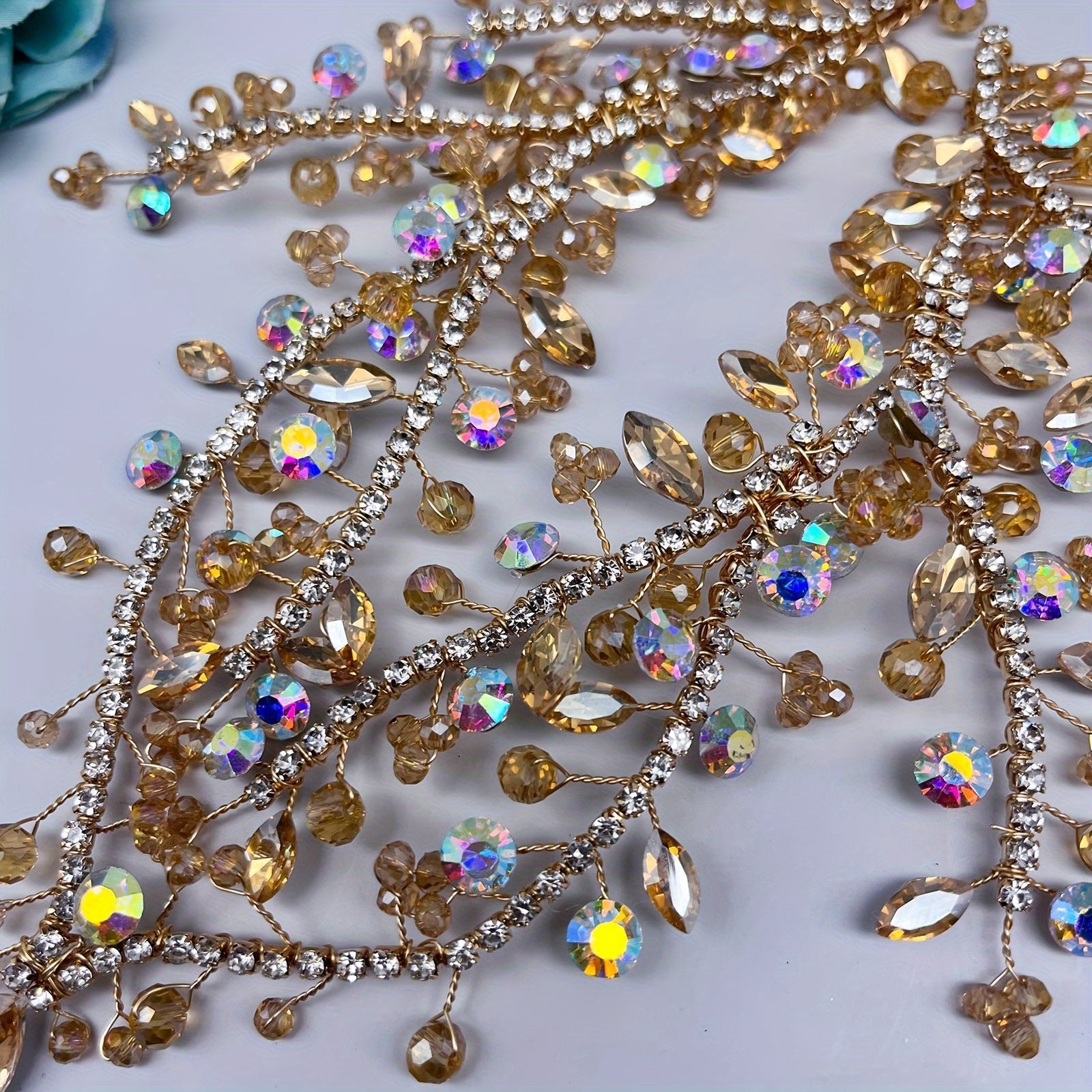 Double-Headed Hair Comb Pendant with Champagne Rhinestones Jewelry Accessory