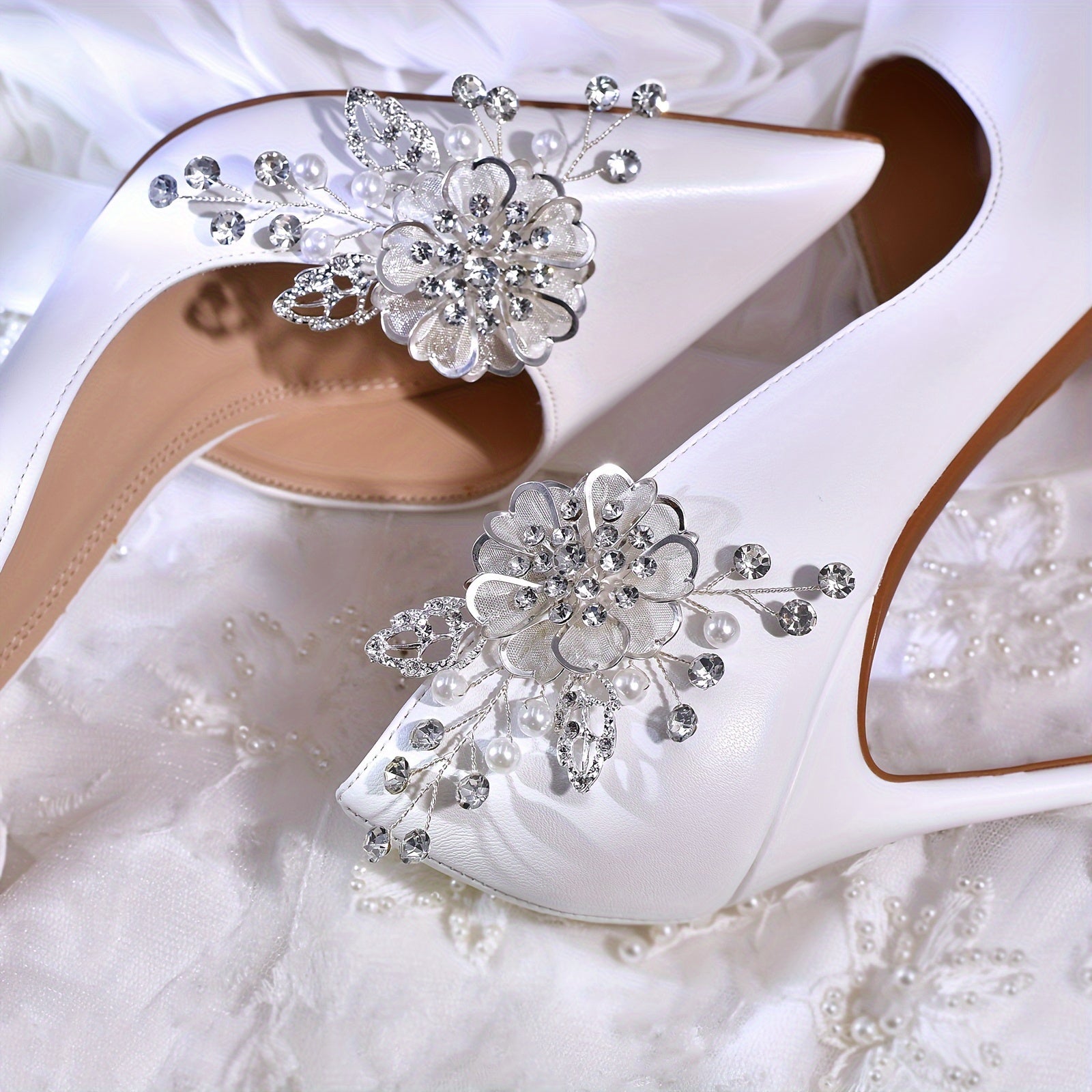 Women’s Forest-Style Handmade Woven Diamond Flower Mesh Bridal High Heels with Golden Leaf Buckle and Imitation Pearl Design