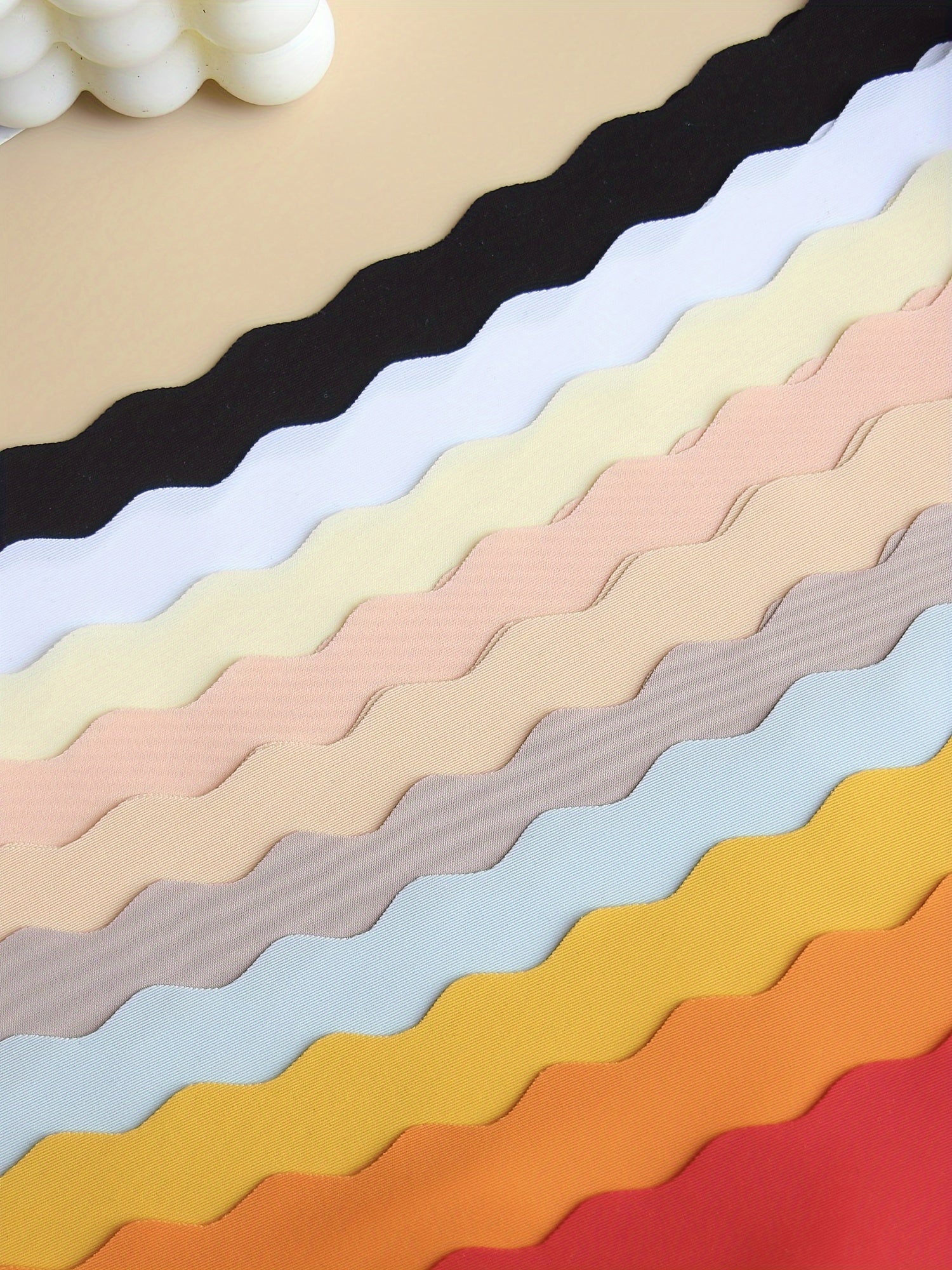 Seamless Women's Scallop Trim Panties Breathable Comfortable Underwear