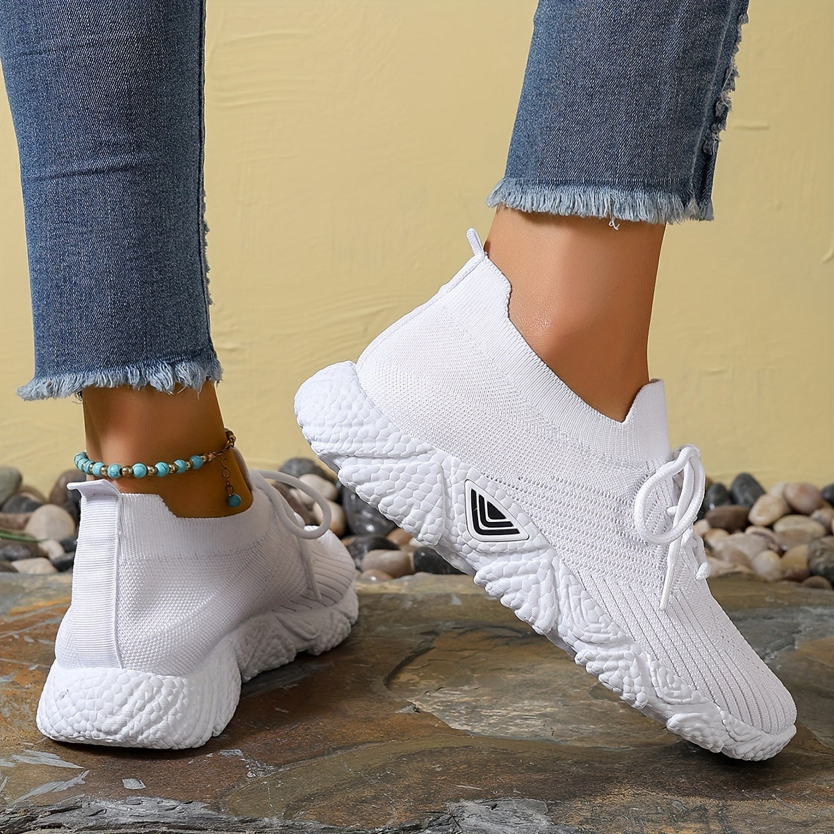Women's Mesh Lace-Up Casual Sneakers Breathable Lightweight Running Shoes