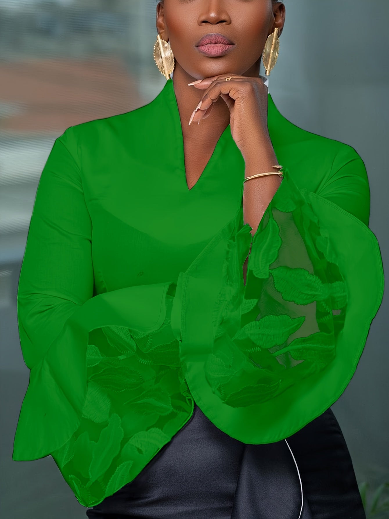 Блузка для женщин больших размеров с расклешёнными рукавами и контрастным кружевом, длинная, для городских поездок