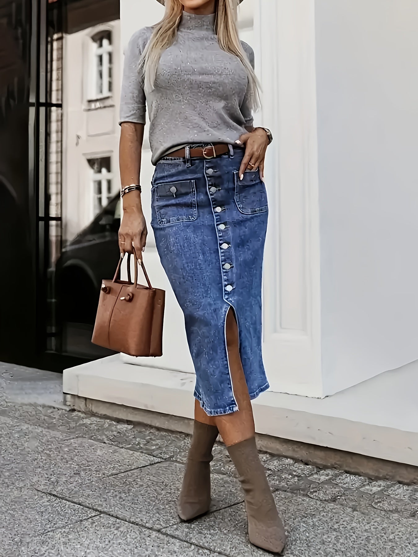 Plus Size Women's Stretch Denim Skirt Mid-Rise Flared Casual Knee-Length