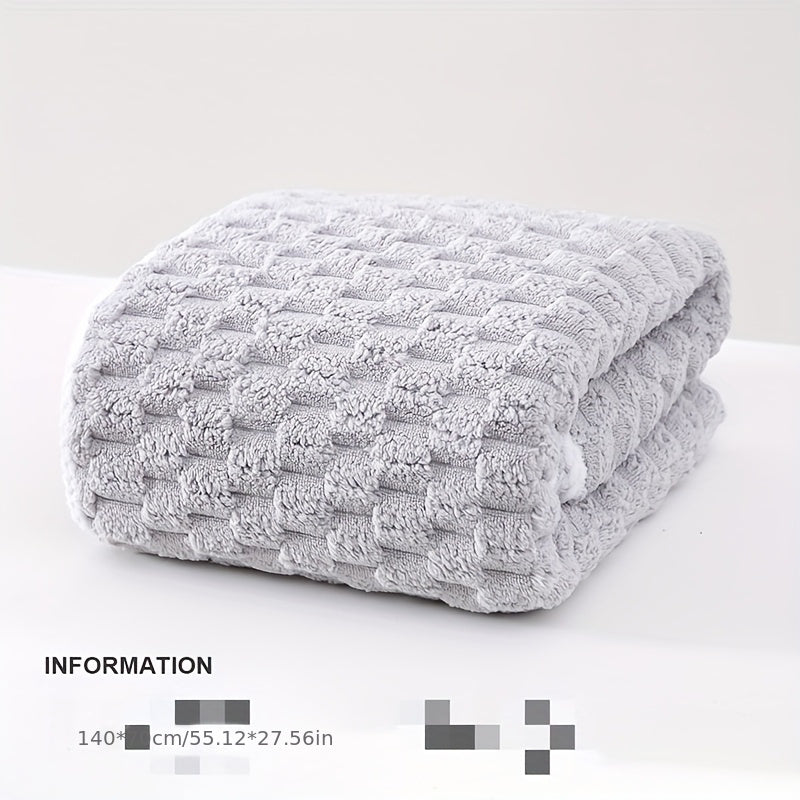 Large Pink Coral Fleece Bath Towel Ultra-Soft Absorbent Lint-Free Stylish