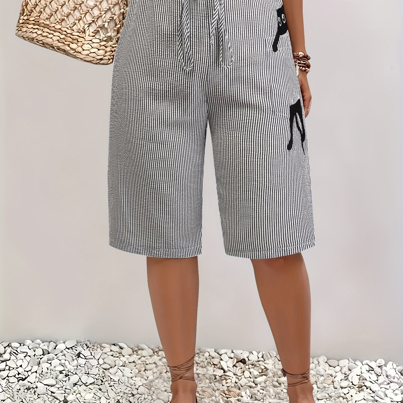 Брюки для женщин больших размеров с вышитым котом и полосками, длиной до середины бедра, серые, с ребристой тканью и шнурком, летний отпуск