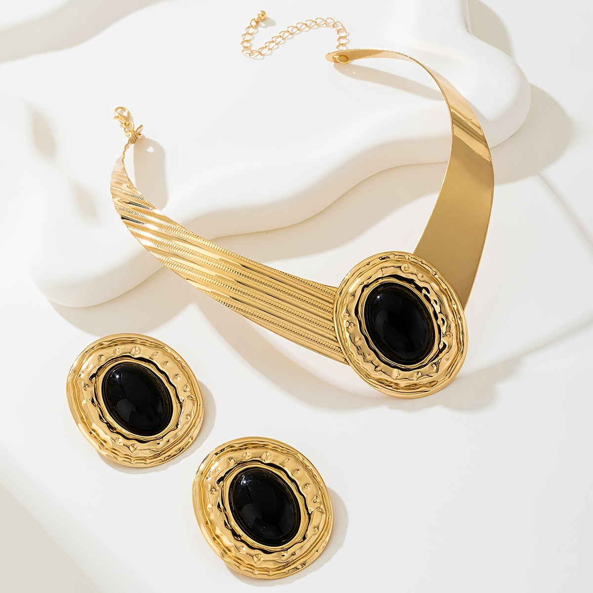 Изысканный комплект ювелирных изделий в винтажном стиле, включающий крупные серьги-гвоздики с искусственными жемчужинами и ожерелье - изготовлен из элегантного сплава и нержавеющей стали, идеально подходит для повседневной носки или в качестве подарка.