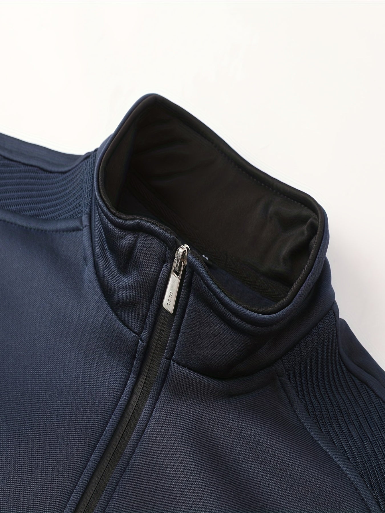 Traje deportivo de poliéster para hombre con chaqueta con cremallera y pantalones con cordón para actividades al aire libre