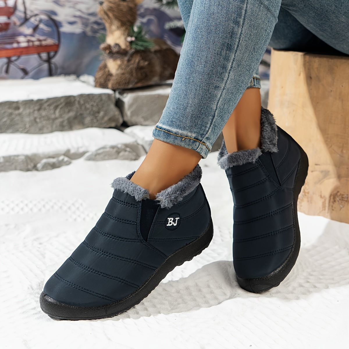 Women's Winter Slip-On Boots Fabric Upper Casual Flat Heel