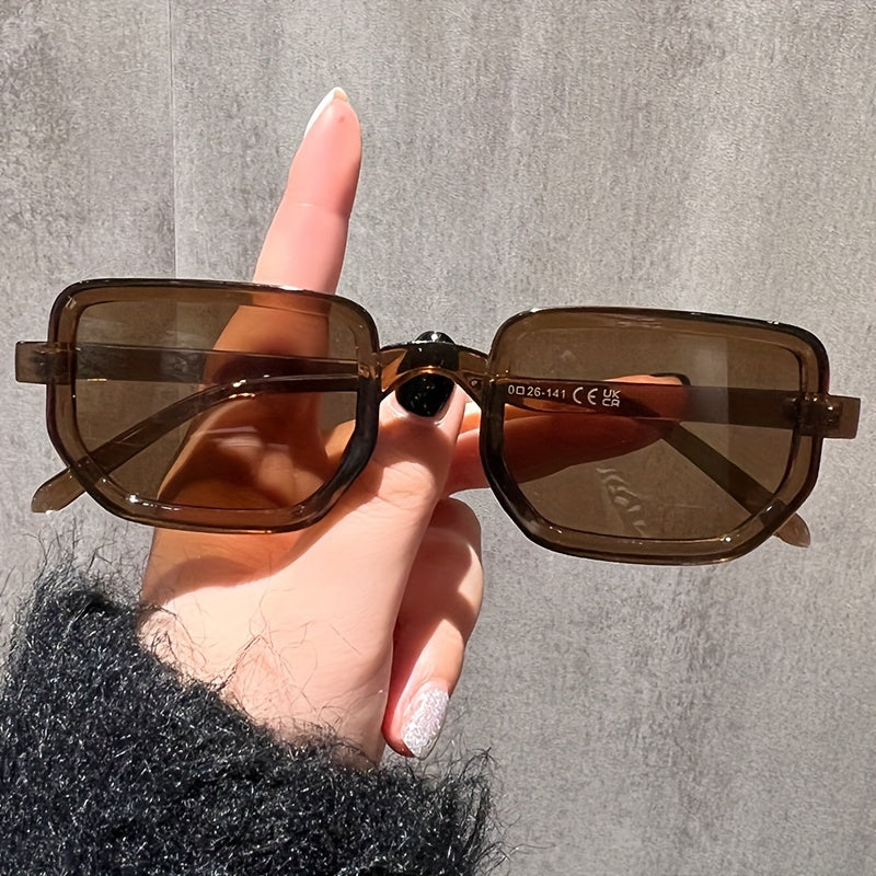 Women’s Square Frame Sunglasses Gradient Lenses UV Protection Sturdy Metal Hinges for Parties and Daily Wear