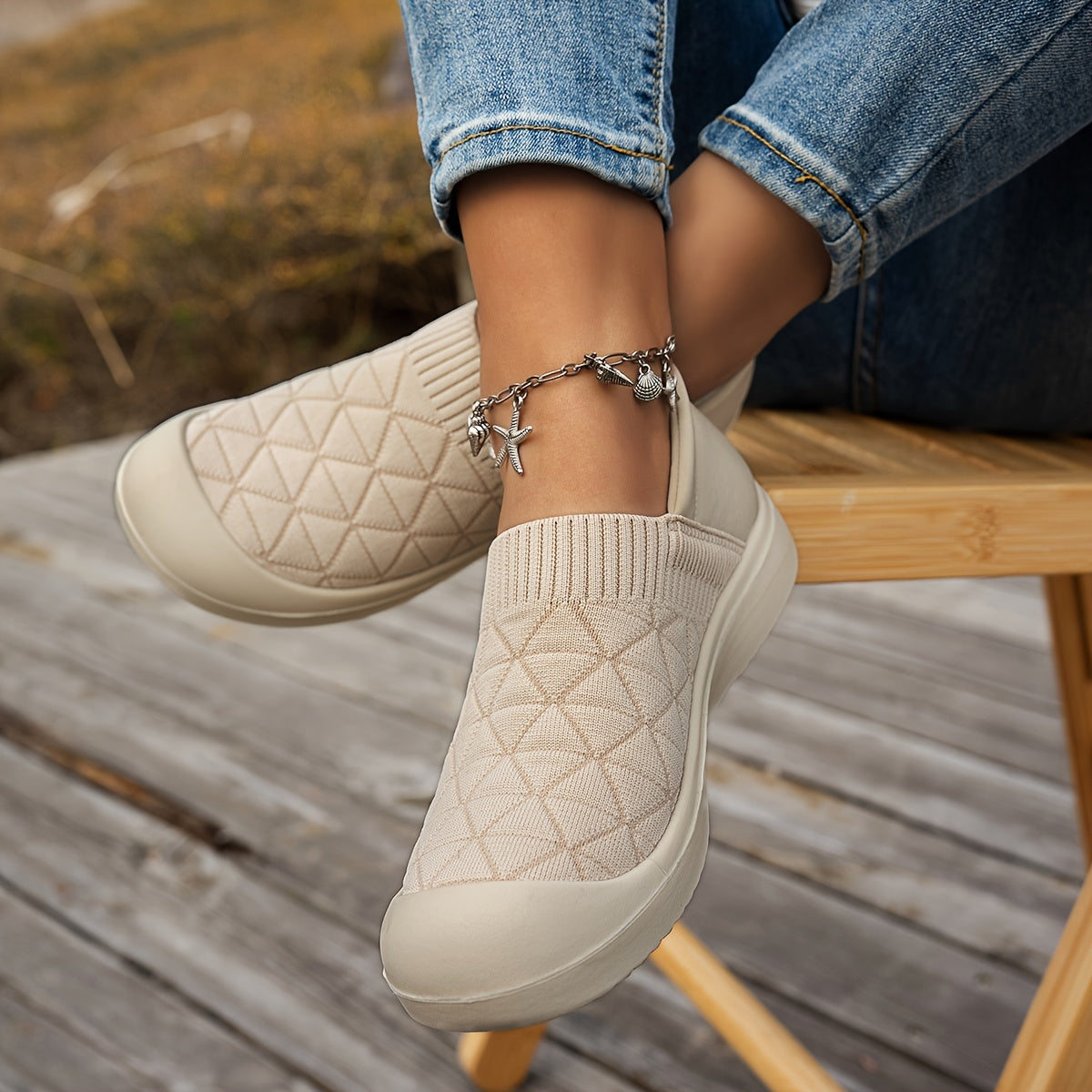 Women's Lightweight Slip-On Sneakers Casual All-Season Comfort