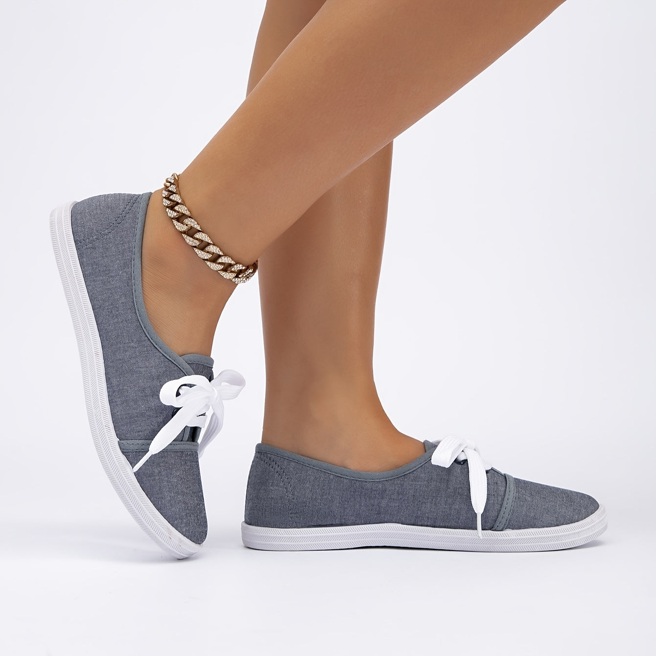 Unisex Casual Sneakers Solid Color Fabric Upper Low-Top Shoes