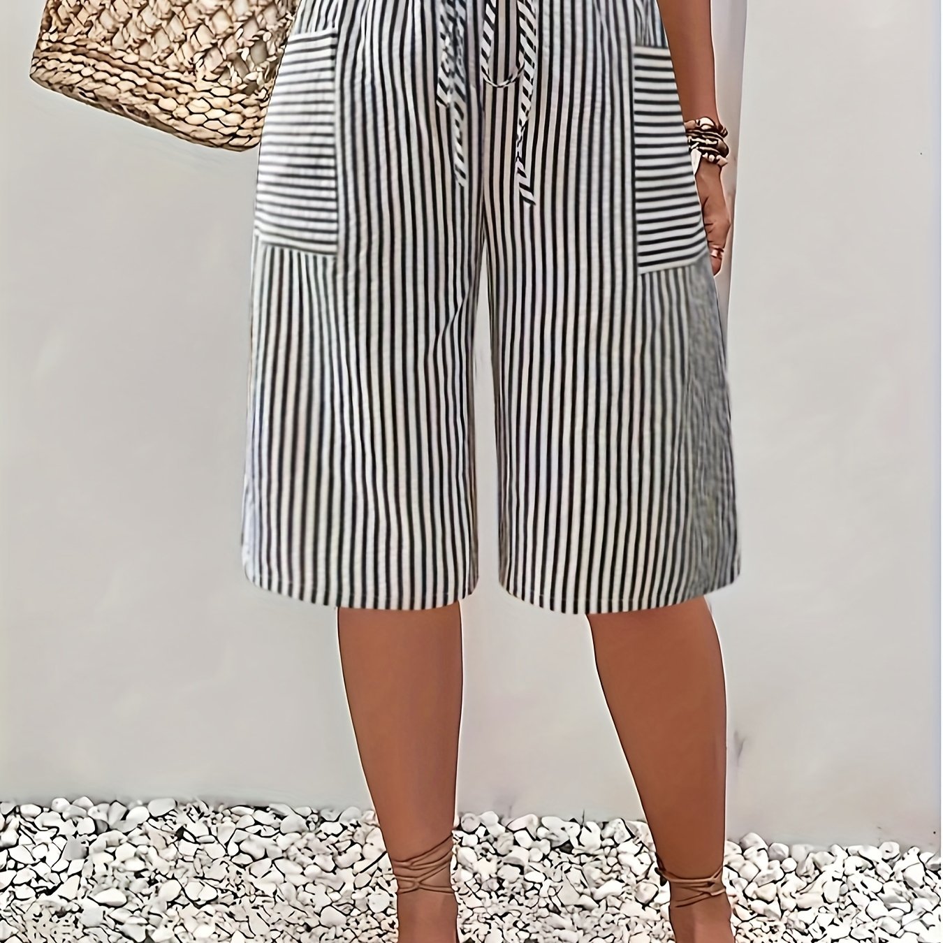 Plus Size Women's Lightweight Striped Drawstring Shorts with Pockets