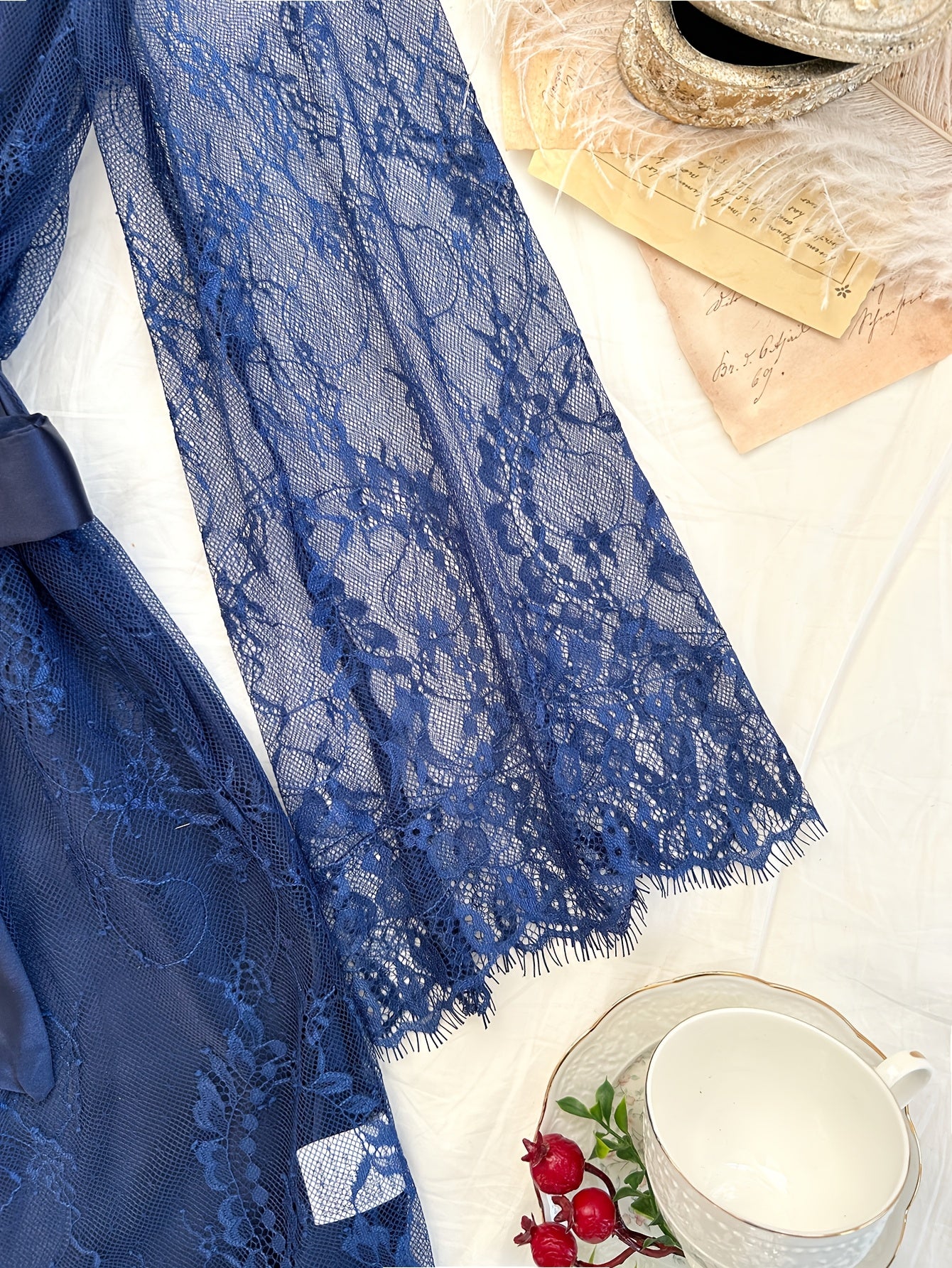 Conjunto de pijama de encaje para todas las estaciones de mujer con tirantes y cuello cowl