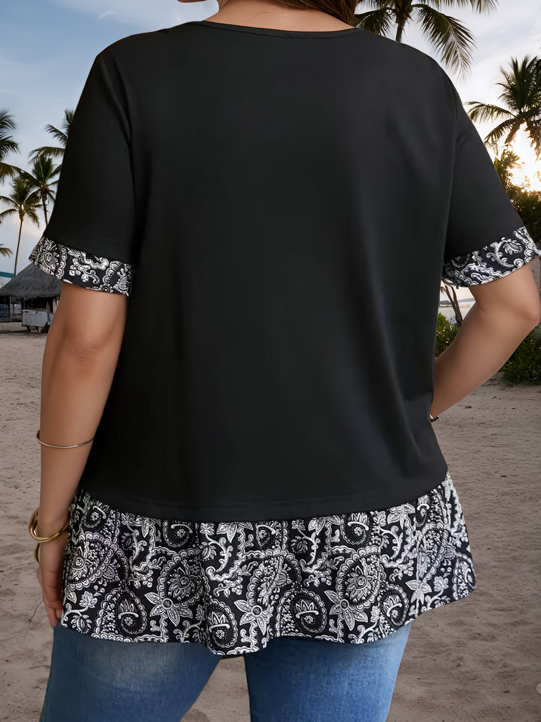 Plus Size Floral T-Shirt for Women Black Paisley Short Sleeve Ruffled Hem