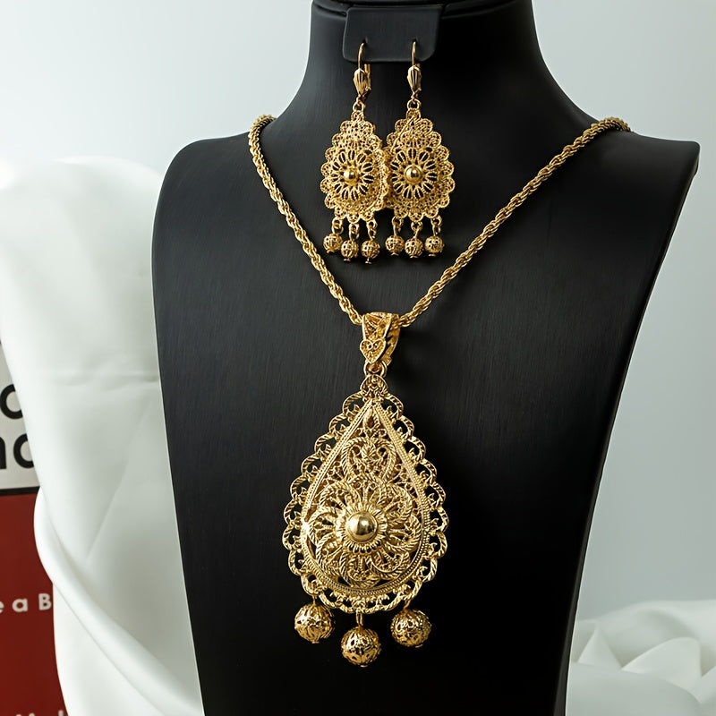 "Vintage Luxury Double Layer Pendant Necklace and Earrings Set, 24K Oltin Qoplangan Sink Qotishmasi bilan An'anaviy Jazoir Filigran Raqami. To'ylar, Sovg'alar va Ramazon Bayramlari uchun mukammal. Har mavsum uchun mos. Ideal Qizlar Zargarlik To'plami."