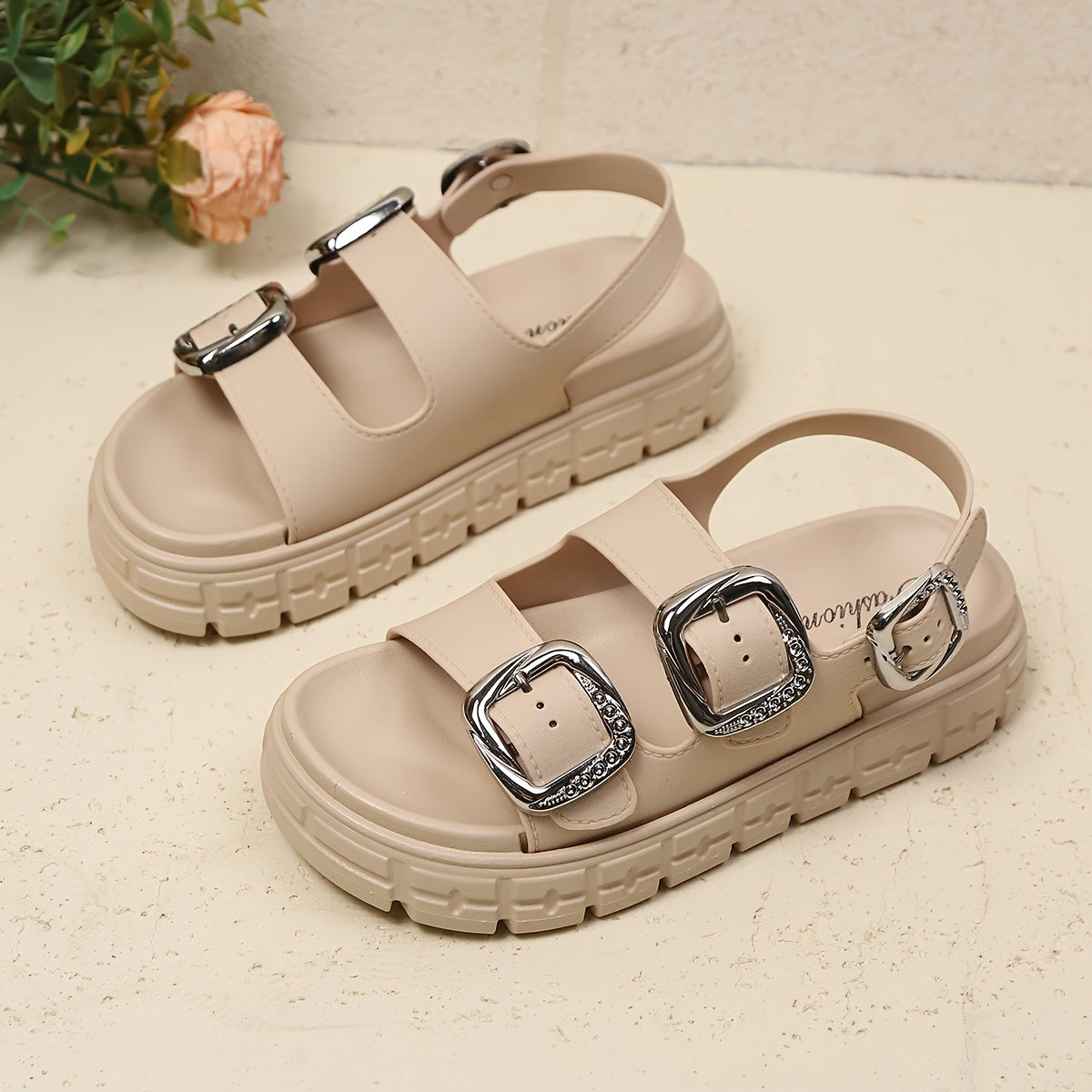 Women's Summer Bohemian Style Double-Buckle Sandals Comfortable Versatile