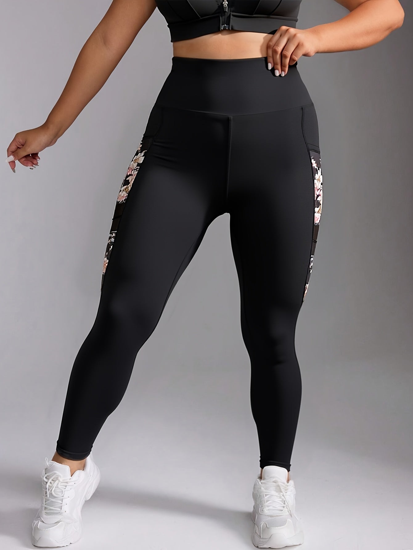 Plus Size High-Waisted Floral Yoga Leggings Breathable Stretchy Black