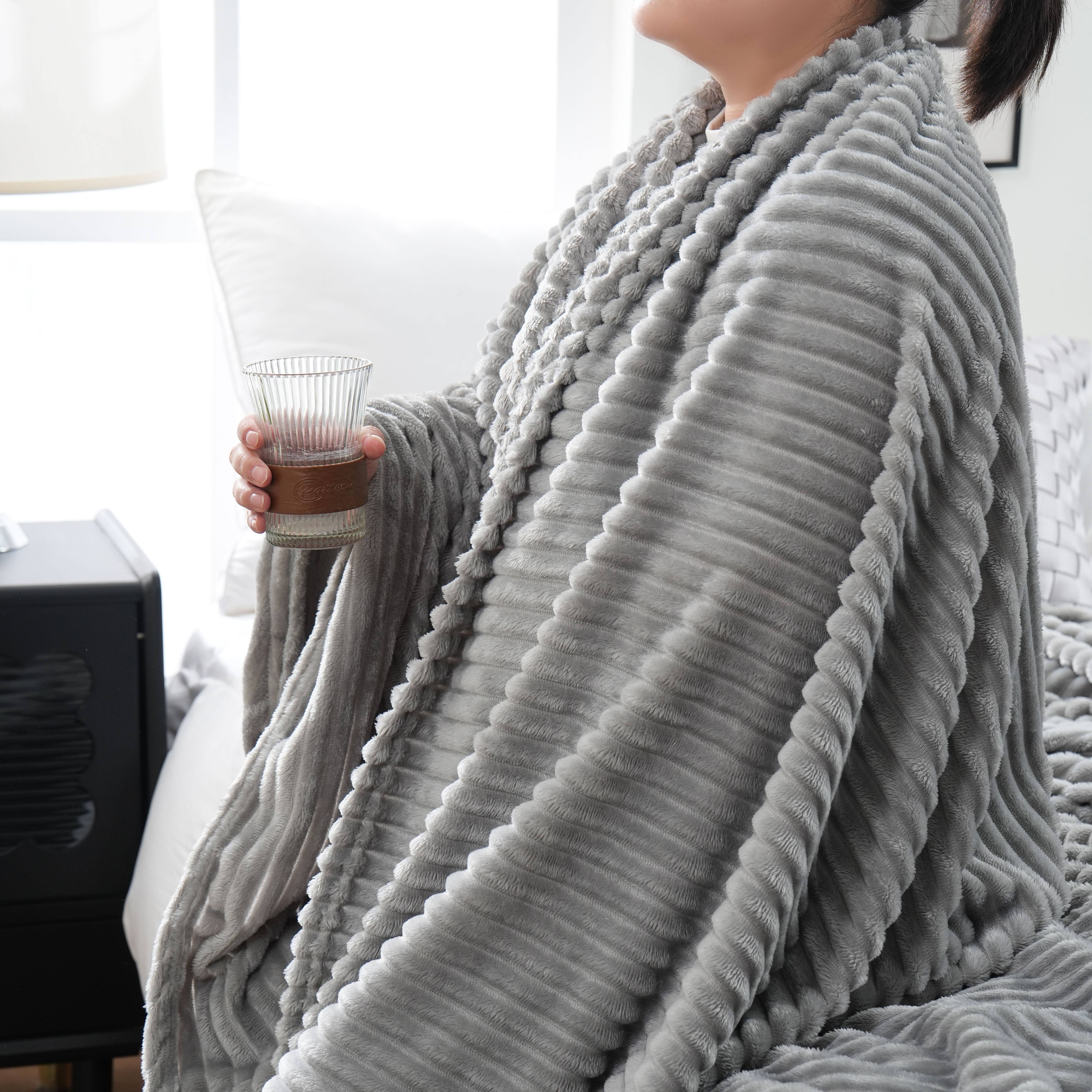 Flannel Throw Blanket 220GSM Ribbed Soft Warm All-Season Bed Sofa Office White Gray Black Beige