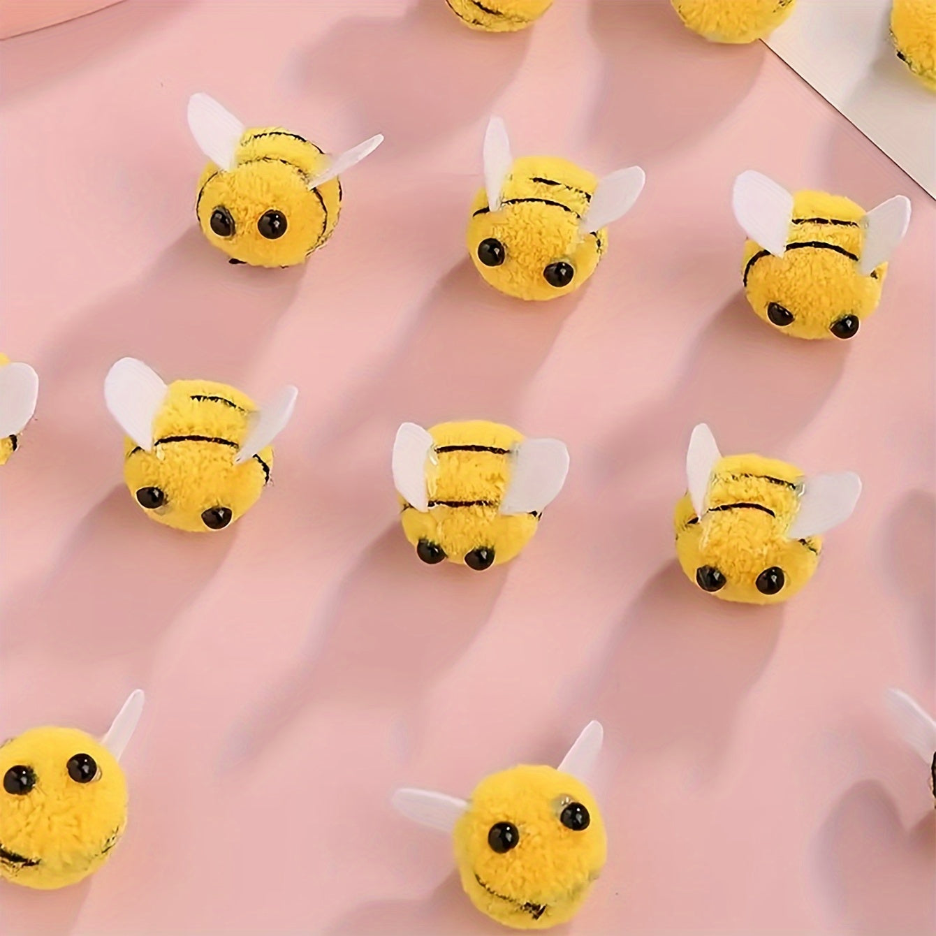 Juego de 10 decoraciones de abejas de fieltro mini plush para fiestas y manualidades