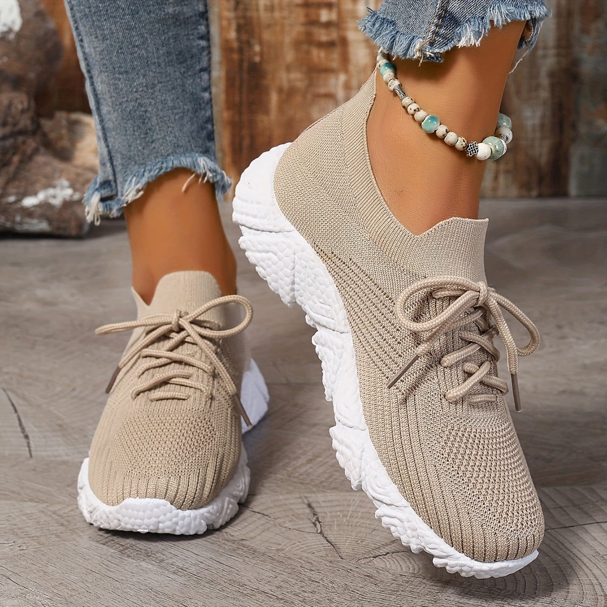 Women's Mesh Lace-Up Casual Sneakers Breathable Lightweight Running Shoes