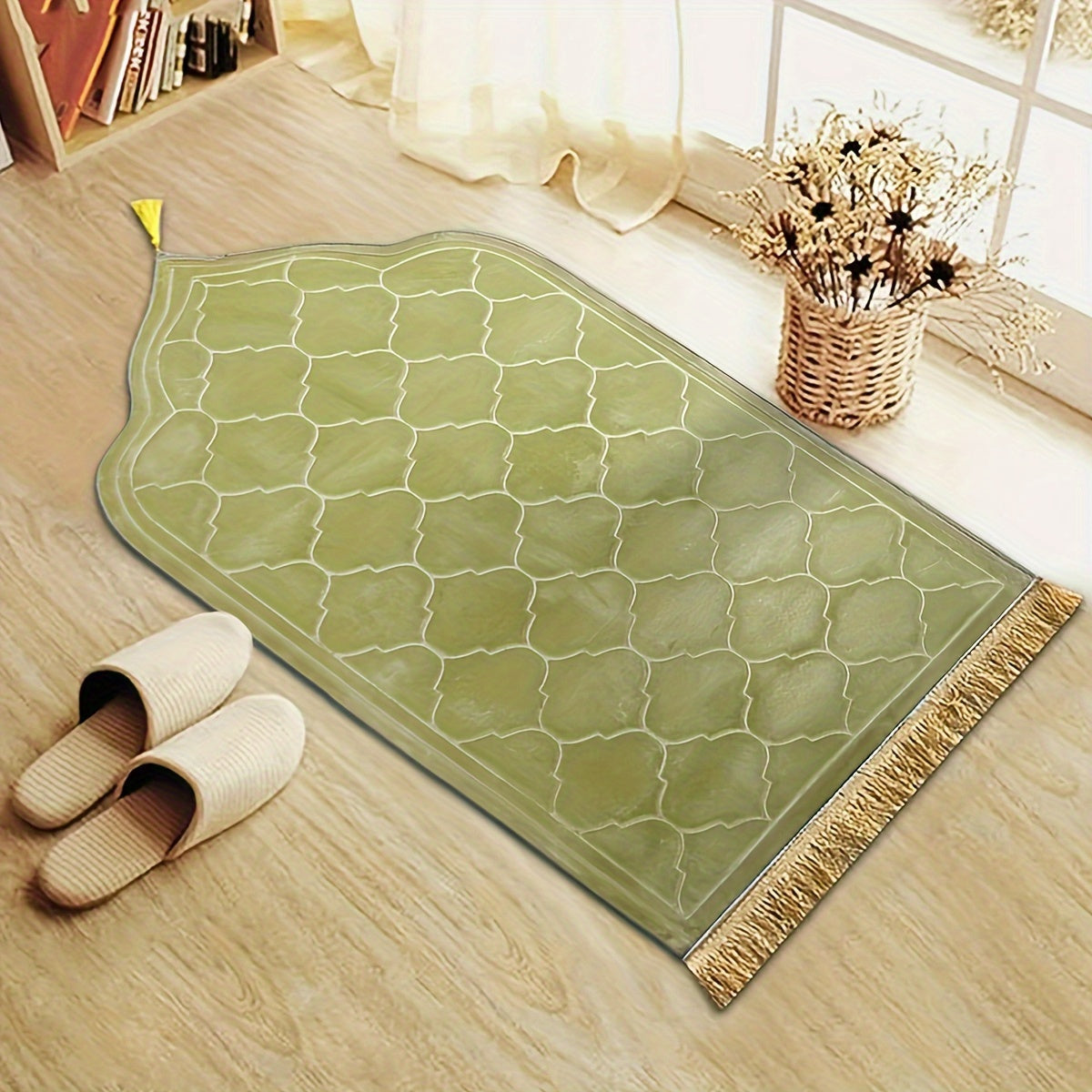 Luxurious Thick Flannel Muslim Prayer Mat Non-Slip Soft Durable with Tassels
