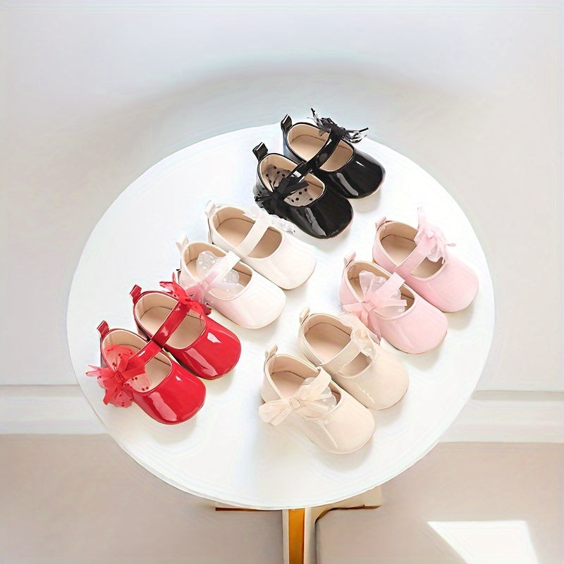 Girls Mary Jane Flats with Bow Accent Non-Slip Soft Sole for Weddings and Parties in Black White Red Pink