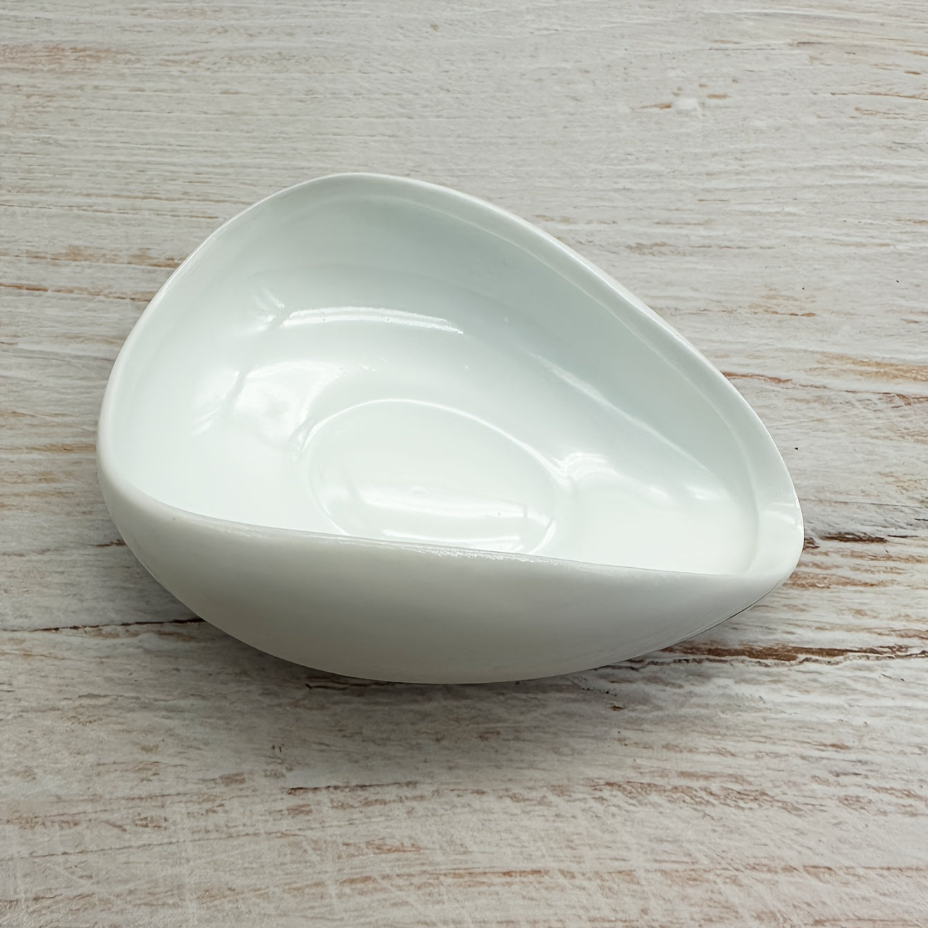 Набор подставок для мерных чашек с белыми кофейными зернами, бутылкой для воды и весовой тарелкой