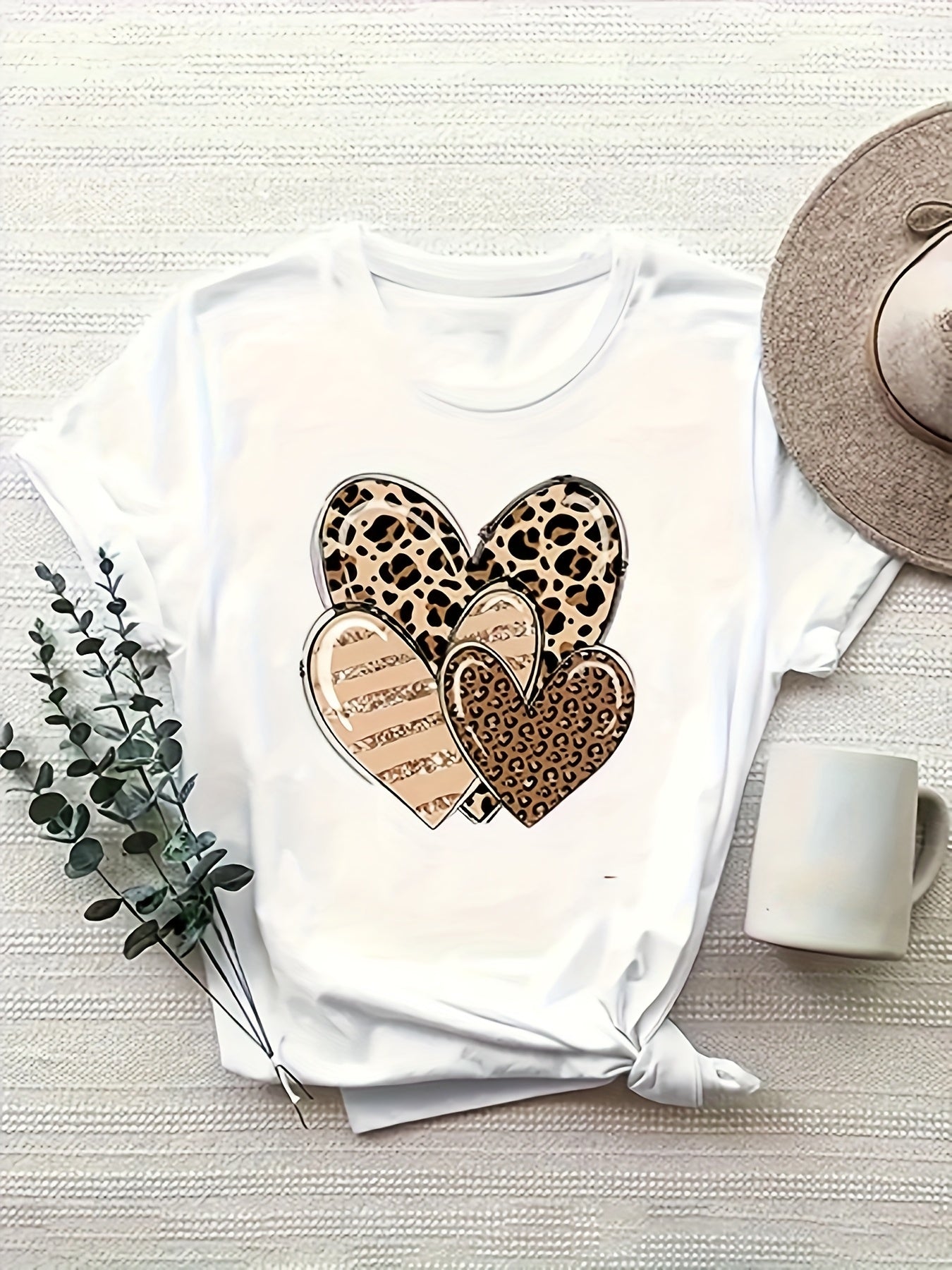 Women's Leopard Print Short Sleeve T-Shirt with Love Prints and Loose Fit