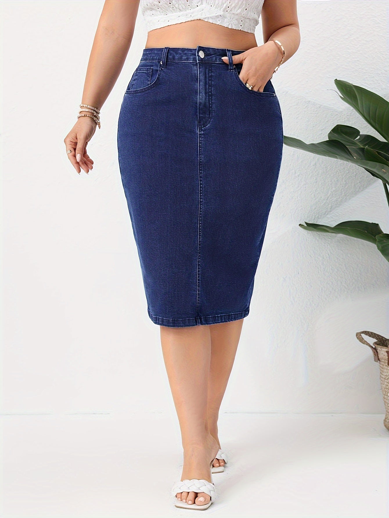 Plus Size Blue High Rise Denim Skirt with Slash Pockets for Women