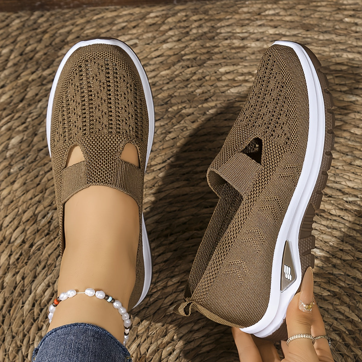 Women's Slip-On Casual Sneakers Breathable Mesh Soft Cushioned Insole
