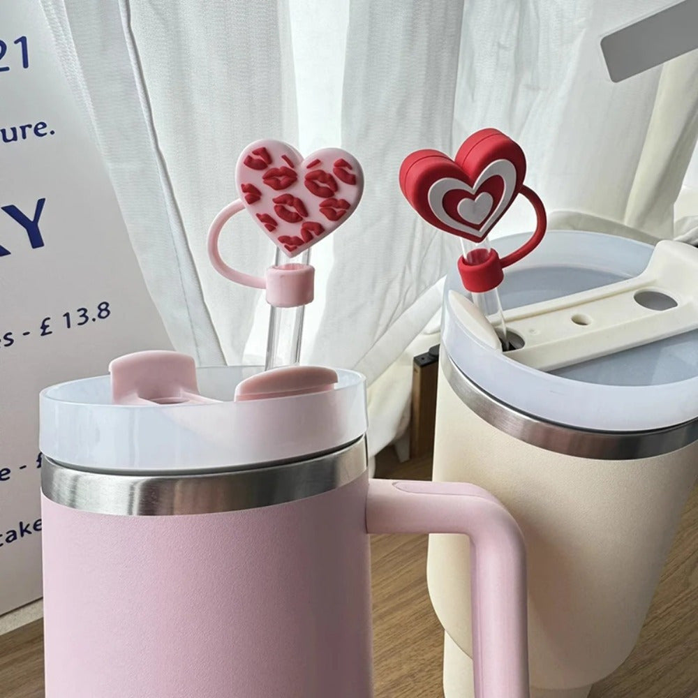 Heart-Shaped Silicone Straw Stopper for Cups with Dust-Proof Spill-Resistant Cover